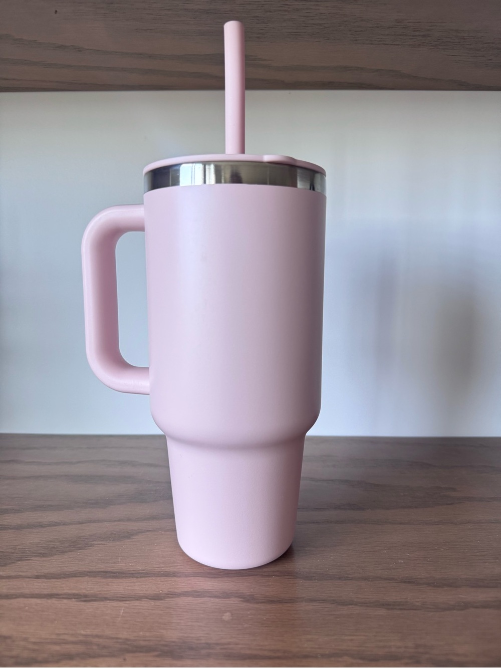 Hydroflask 32 Oz Tumblr in Pink - Picture 4 of 6